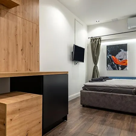 Downtown Luxury By Stlcz With 2 Bathrooms Budapest