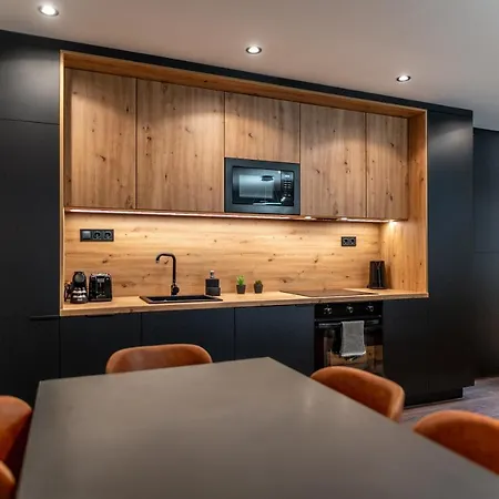 Downtown Luxury By Stlcz With 2 Bathrooms Boedapest