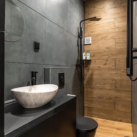 Downtown Luxury By Stlcz With 2 Bathrooms Appartamento *