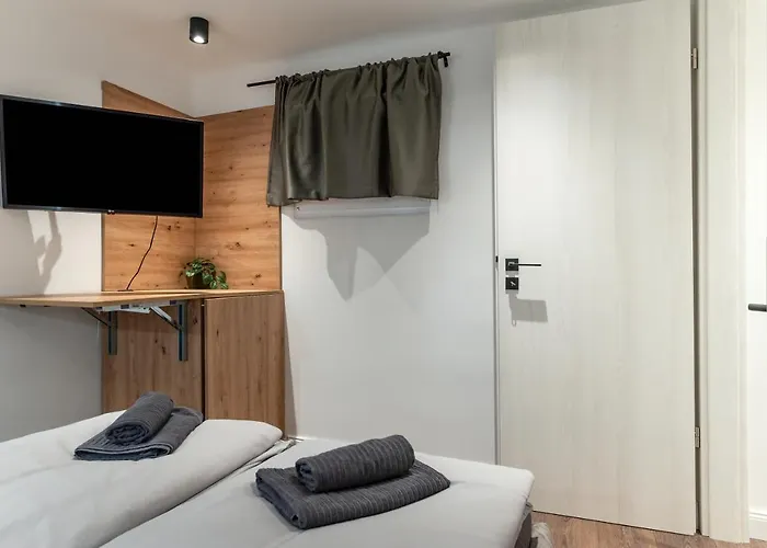 Downtown Luxury By Stlcz With 2 Bathrooms *